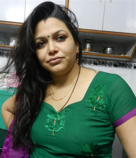 nude babhi|indian bhabhi Search